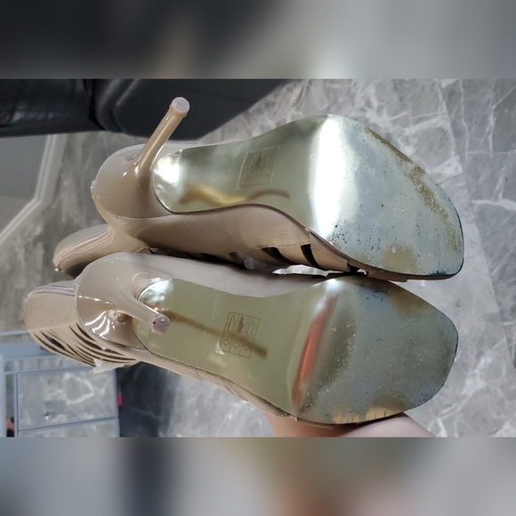 Bebe cut out boots - Picture 4 of 6